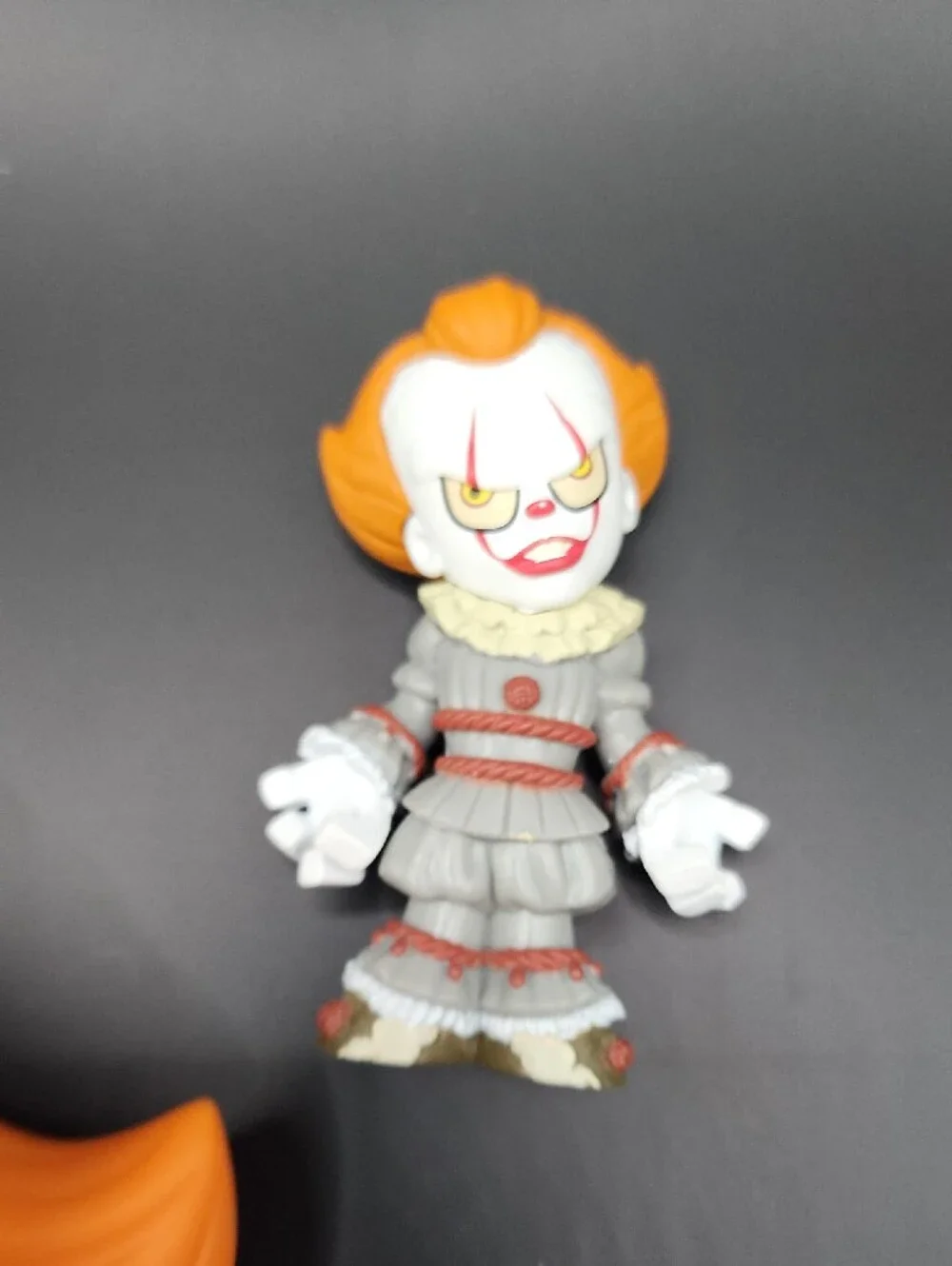 Funko Pennywise Vinyl Figure Set - Orange Hair & Red Balloons